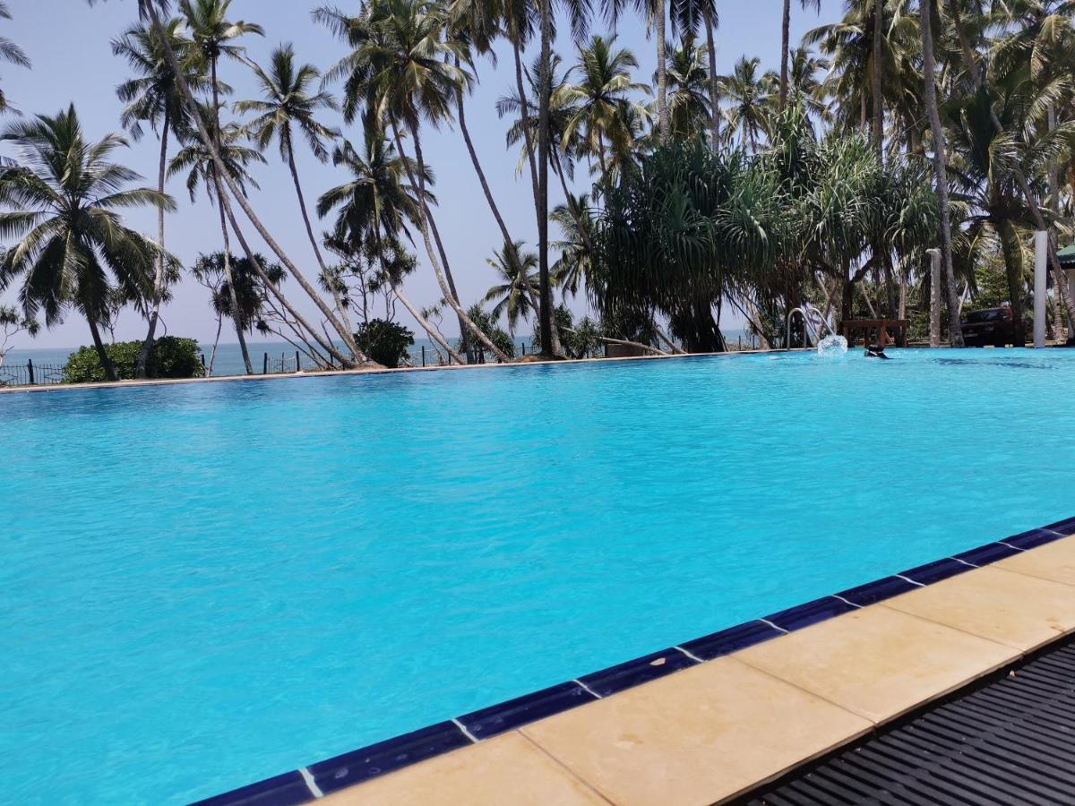 טנגלה Helios Beach Resort מראה חיצוני תמונה