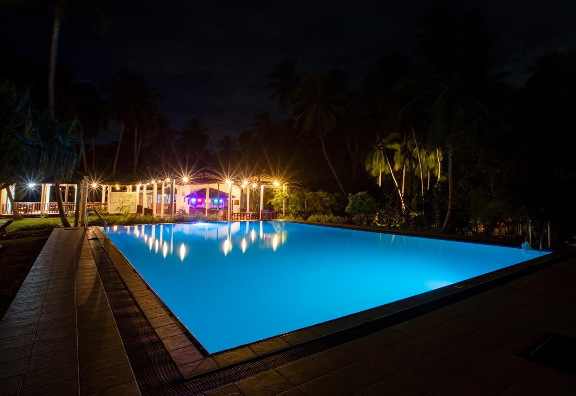 טנגלה Helios Beach Resort מראה חיצוני תמונה